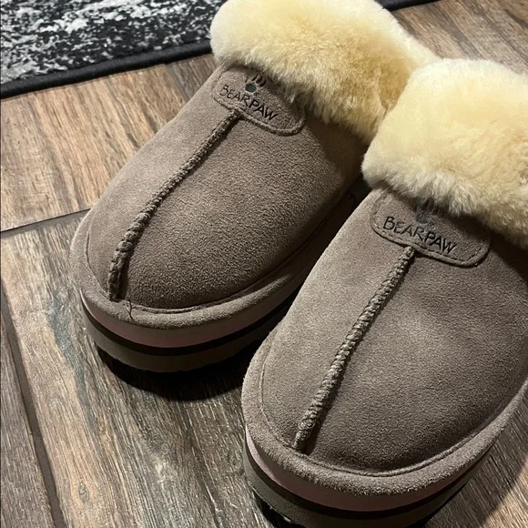 BearPaw Women's Slippers - Picture 7 of 8